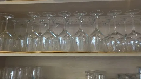 Cocktail glasses drying on a shelf Vídeos de archivo 305151752