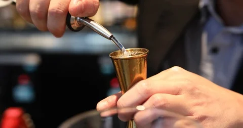 Cocktail preparation 2b in 4k  Stock Footage 101621146