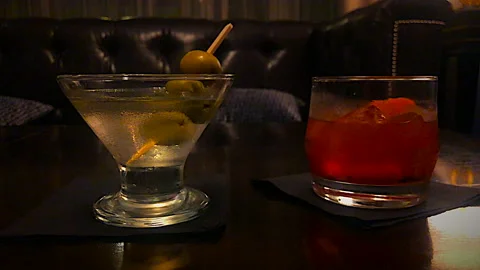 Cocktails Vídeos de archivo 231356102