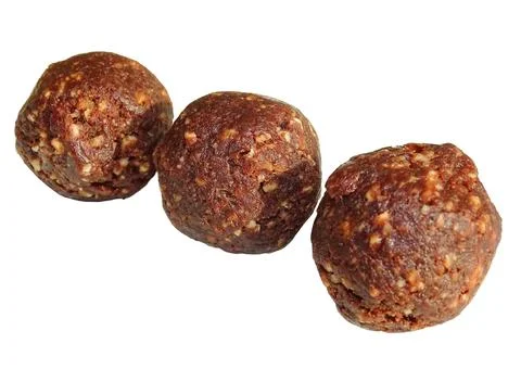 Cocoa balls that also contain dates, hazelnut cake, cashew kernels, and oth.. Stock-Fotos