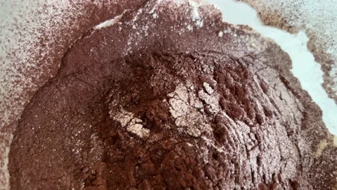 Cocoa powder in the dish Stock-Footage 230076905