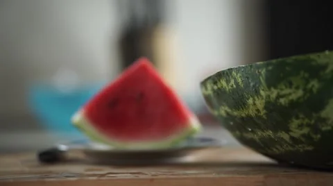 Cocomero, Boy eats watermelon slices red, anguria. 스톡 동영상 53219973