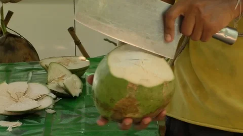 Coconut cleaning Stock Footage 112337544