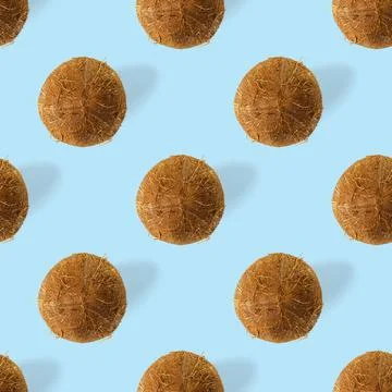 Coconut Seamless pattern. Tropical abstract background with isolated Coconut on Foto stock