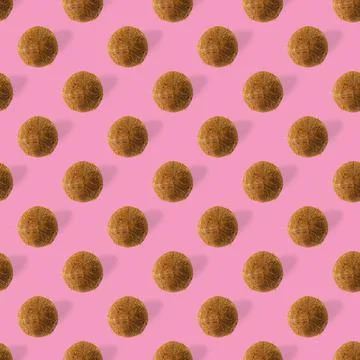 Coconut Seamless pattern. Tropical abstract background with isolated Coconut on Foto stock
