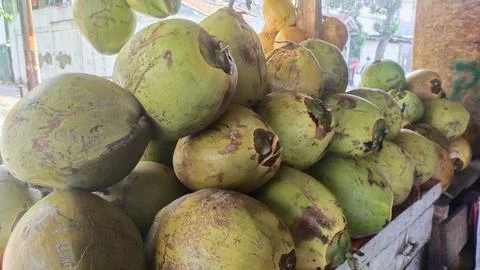 Coconuts stall Stock Photos