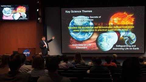 Code 100 Face-to-Face with Chris Scolese June 6, 2018 Copyright: xpiemagsx... Foto stock