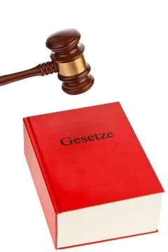  Code of laws for the court. Ein rotes Gesetzbuch mit Gesetzen für Gericht.. 스톡 사진