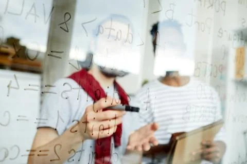 Code notes on board Stockfoto's
