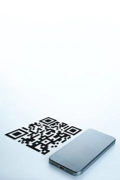 Code scan icon. Digital mobile smart phone with qr code scanner on smartphone Stock-Fotos