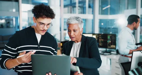 Coding team, laptop and training people in office for help, development or Stock Footage 309074258