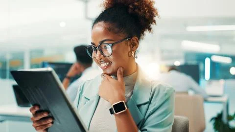 Coding, thinking and woman on tablet in office for problem solving, web 库存照片