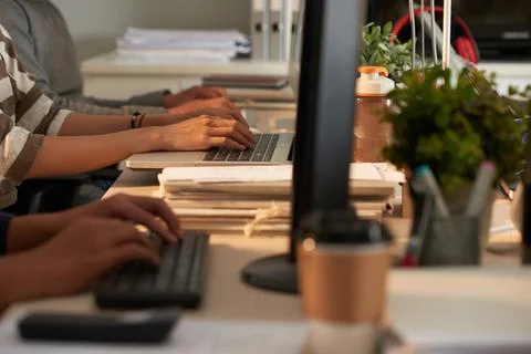 Coding young programmer Stock-Fotos