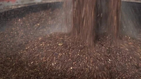 Coffee already ground and ready for recycling Stock Footage 201906159