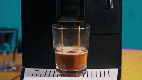 Coffee Americano in automatic coffee machine Stock Footage 160160155