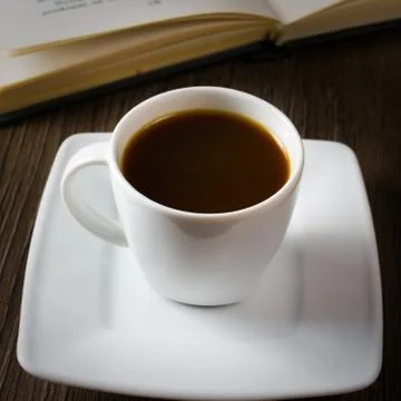Coffee and book Stock-Fotos