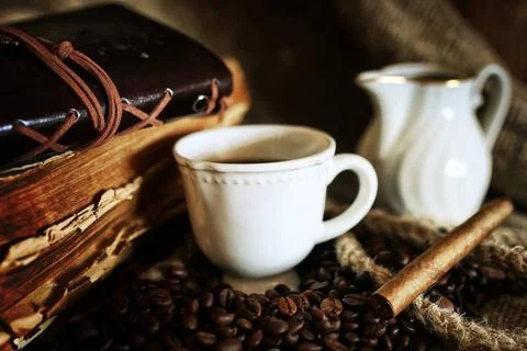 Coffee bean on textile background various vintage elements on old worn bac... Stock-Fotos