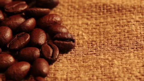Coffee Beans and Burlap 動画素材 106484799