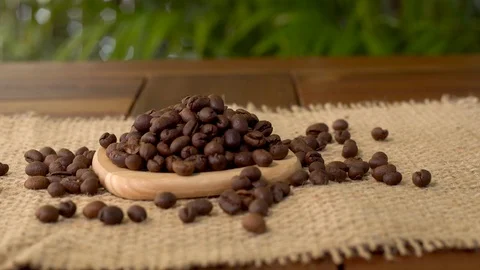 Coffee beans on burlap Stock Footage 88903198