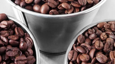COFFEE BEANS  IN CLOSE UP TRACKING SHOT  Vidéo 62232595