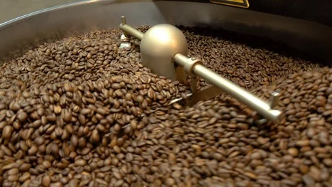 Coffee beans in coffee roaster 스톡 동영상 105552962