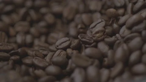 Coffee beans falling Slowmotion, Coffee beans, Pile of beans, Fresh Coffee 库存影片 132330122