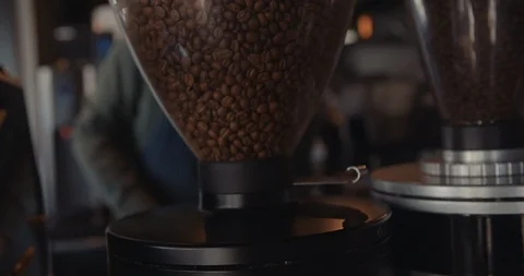 Coffee Beans Inside Of Dispenser 動画素材 105364527