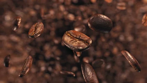 Coffee beans jumping in super slow motion 4K 库存影片 87586259