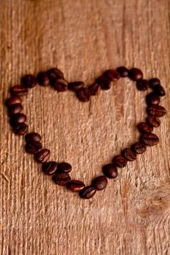 Coffee beans in shape of a heart Stock-Fotos