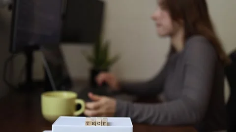 Coffee break while coding Vidéo 337570740