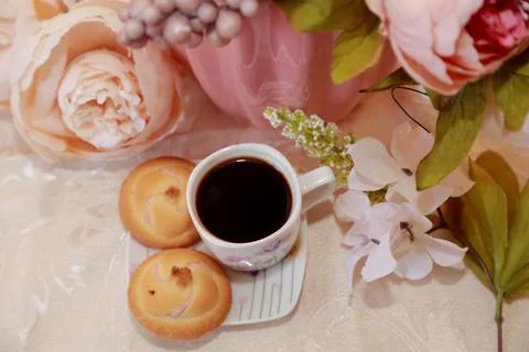 Coffee cup black drink invigorating and food snack sweet cake, confectionery 스톡 사진
