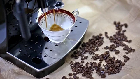 Coffee machine pouring fresh hot espresso coffee Video stock 108090395