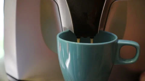 Coffee machine prepares fresh tasty and aromatic morning coffee, with frothy pou Stock Footage 113115644