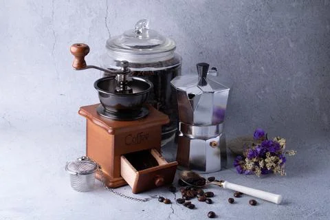 Coffee machine set, coffee kettle, coffee grinder Stock-Fotos