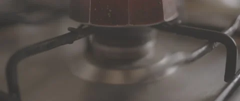 Coffee maker on the stove Stock-Footage 170902510
