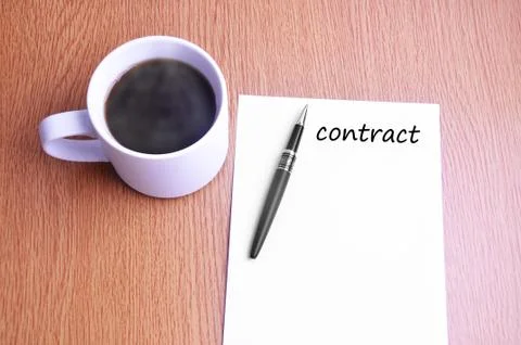 Coffee, pen and notes write contract Foto stock
