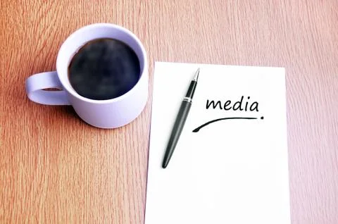 Coffee, pen and notes write media Foto stock