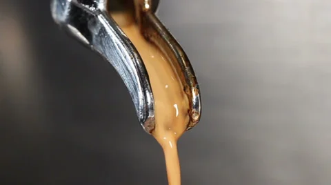 Coffee PLC pouring HD Vídeo Stock 37065621