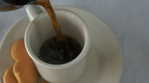 Coffee pouring into mug 動画素材 10855054