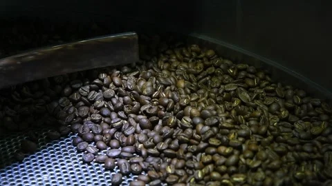 Coffee roasting process Stock Footage 141855946