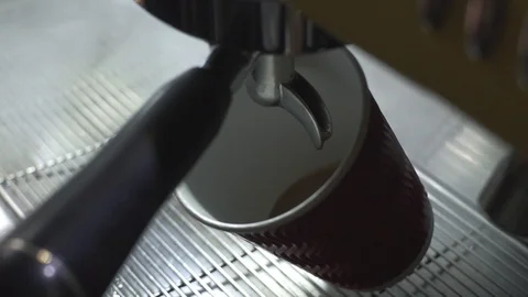 Coffee shop, coffee making Stock-Footage 101614992