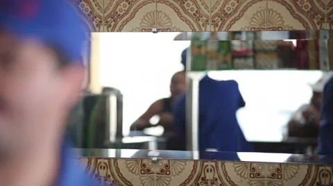 Coffee shop. On the mirror 库存影片 37016506
