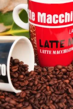 Coffeemug and coffee beans Stock-Fotos