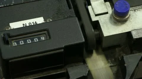 Coin Machine Counting Money Stockbeeldmateriaal 21981246
