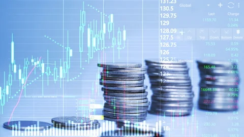 Coins stack increase with business data hologram. business growth concept. 库存影片 168871312