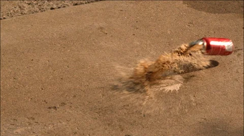 Coke Can Exploding - Extreme Slow Motion Vídeos de archivo 42145922