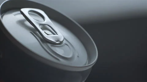 Coke can opening macro slowmotion Stock-Footage 138278323