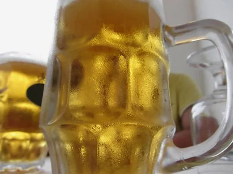 Cold mug of light beer on the table at a restaurant Foto stock