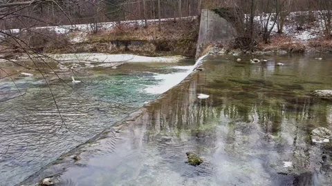 Cold river in austria Video stock 152987708