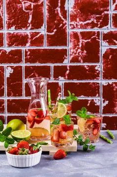 Cold strawberry drink Stock-Fotos